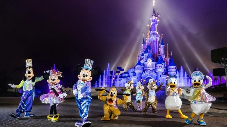 Behind the scenes of the biggest Disneyland Paris shows! image