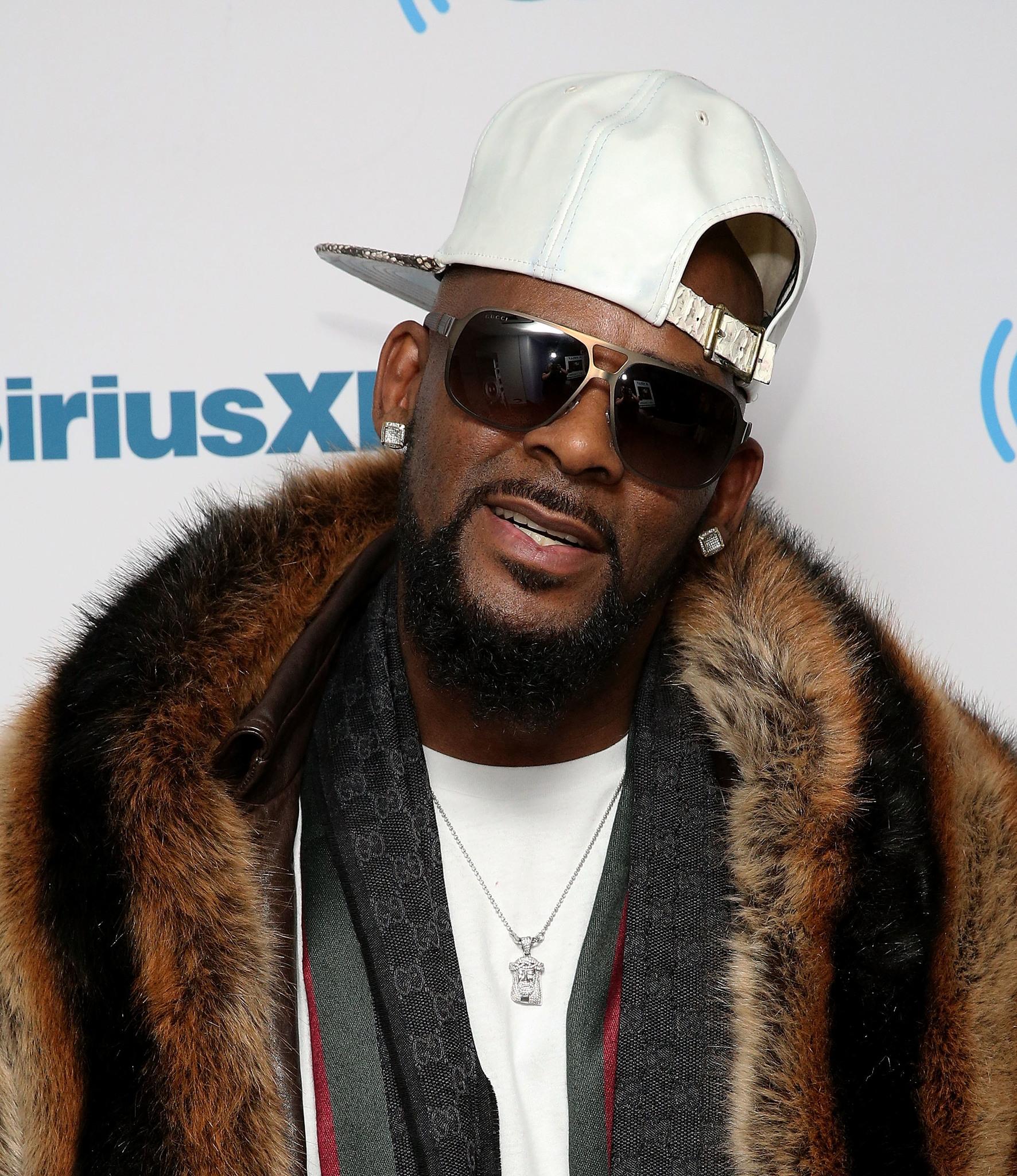 R. Kelly image
