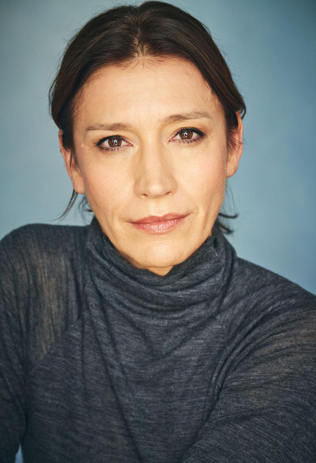 Louise Barnes image