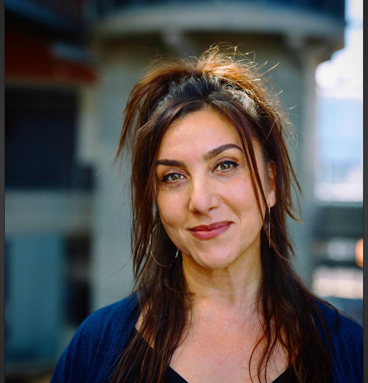 Elena Carapetis image