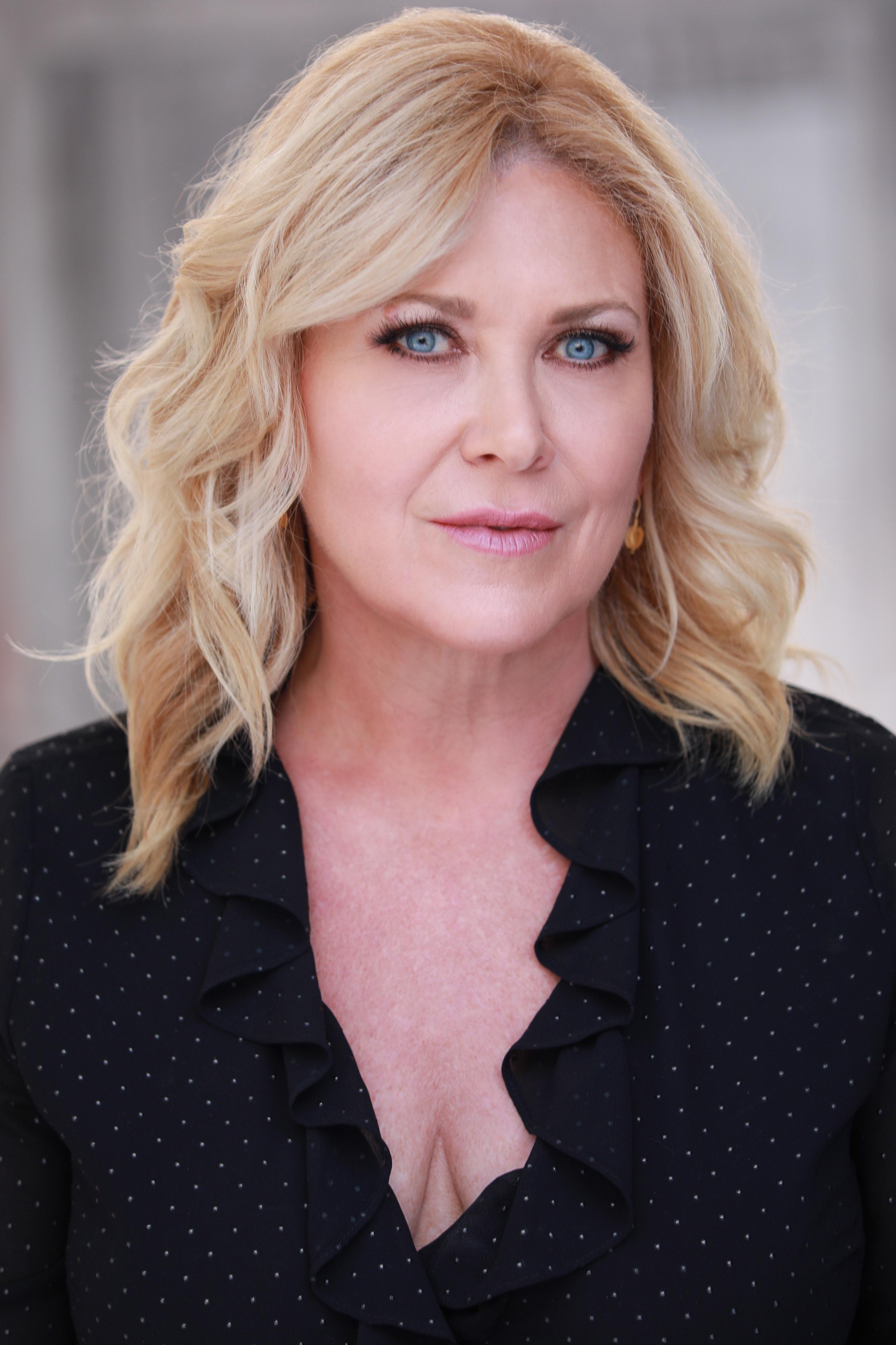 Kim Chase image