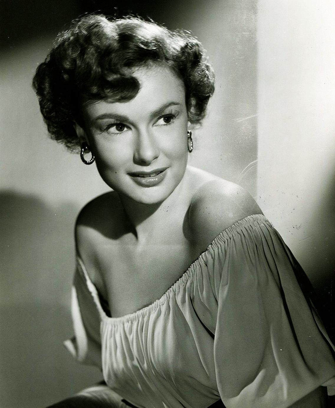 Suzanne Dalbert image