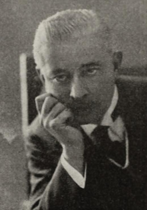 Harold Entwistle image