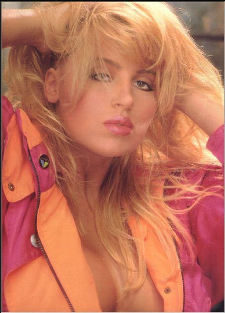 Morgan Fox image
