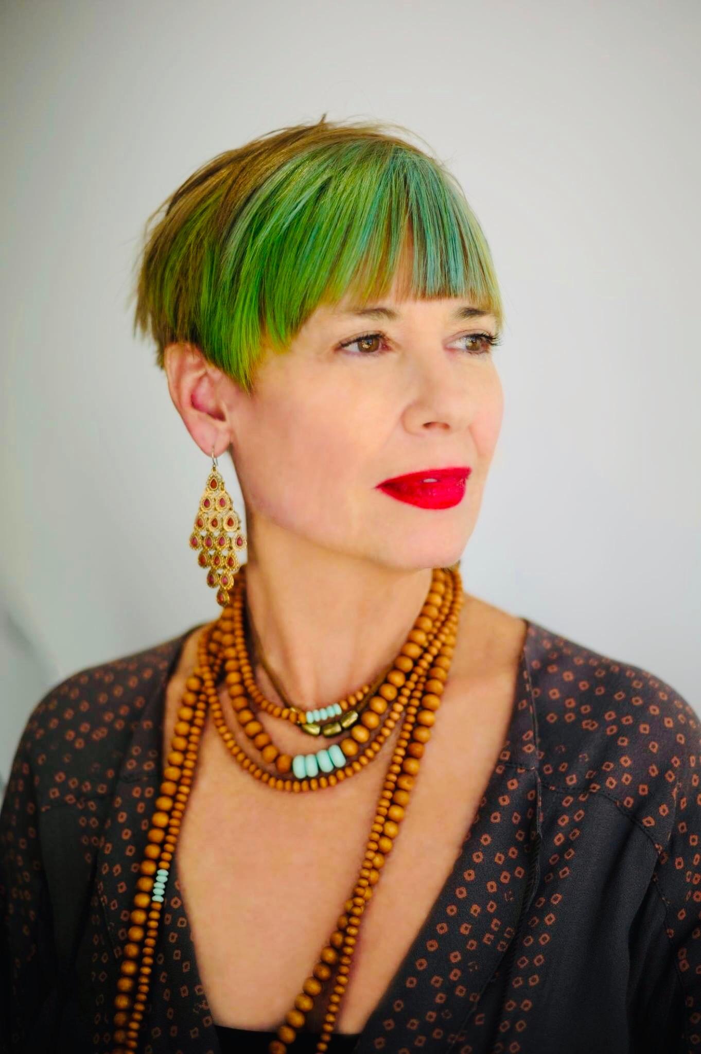 Julie Fulton image