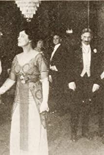 Maude Gilbert image