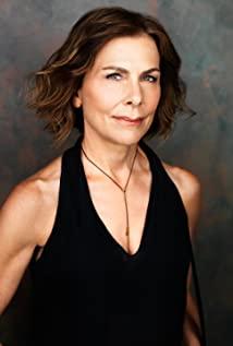 Irene Glezos image