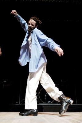 Savion Glover image