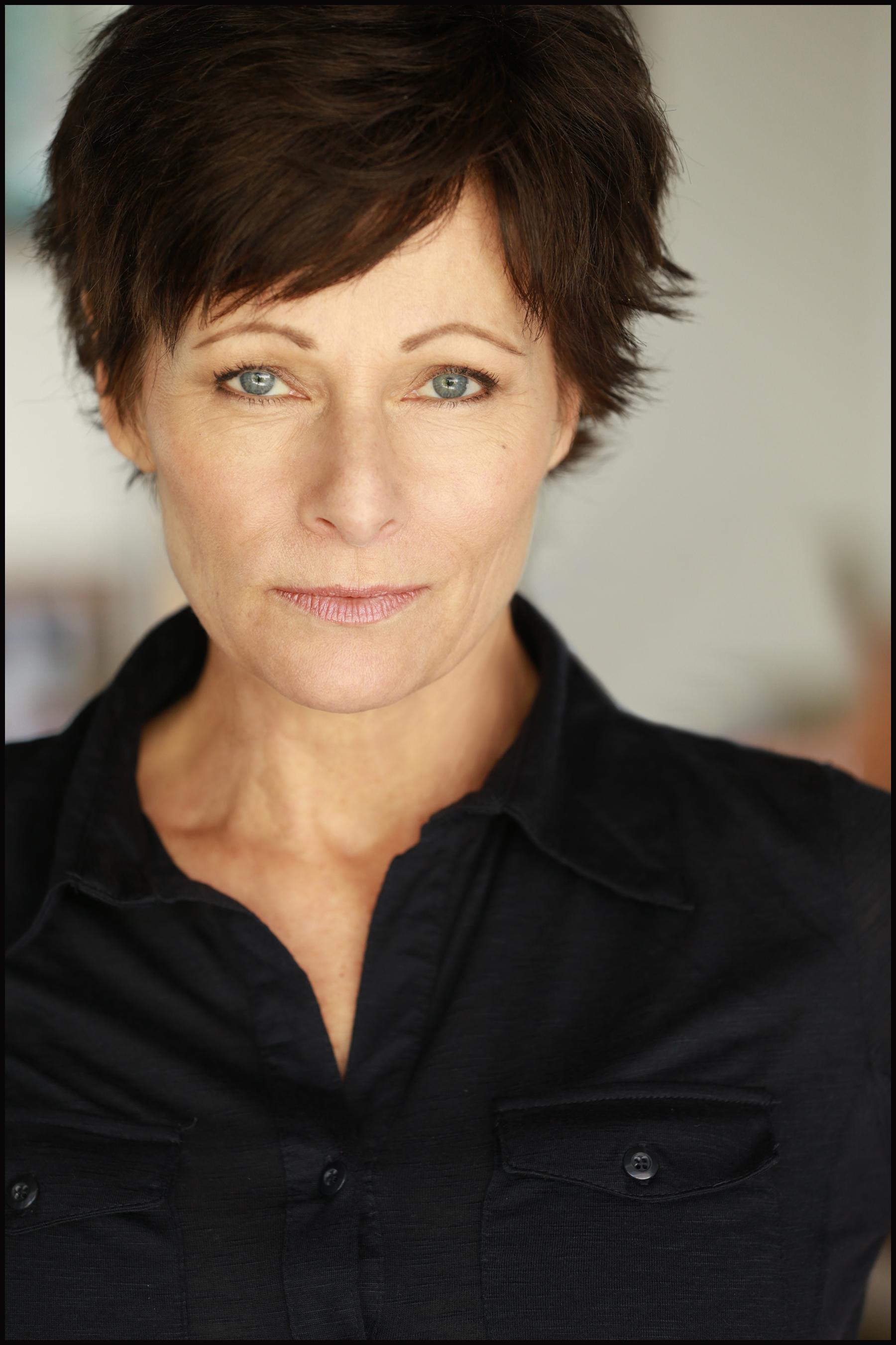 Cindy Hogan image