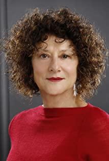 Evelyn Krape image