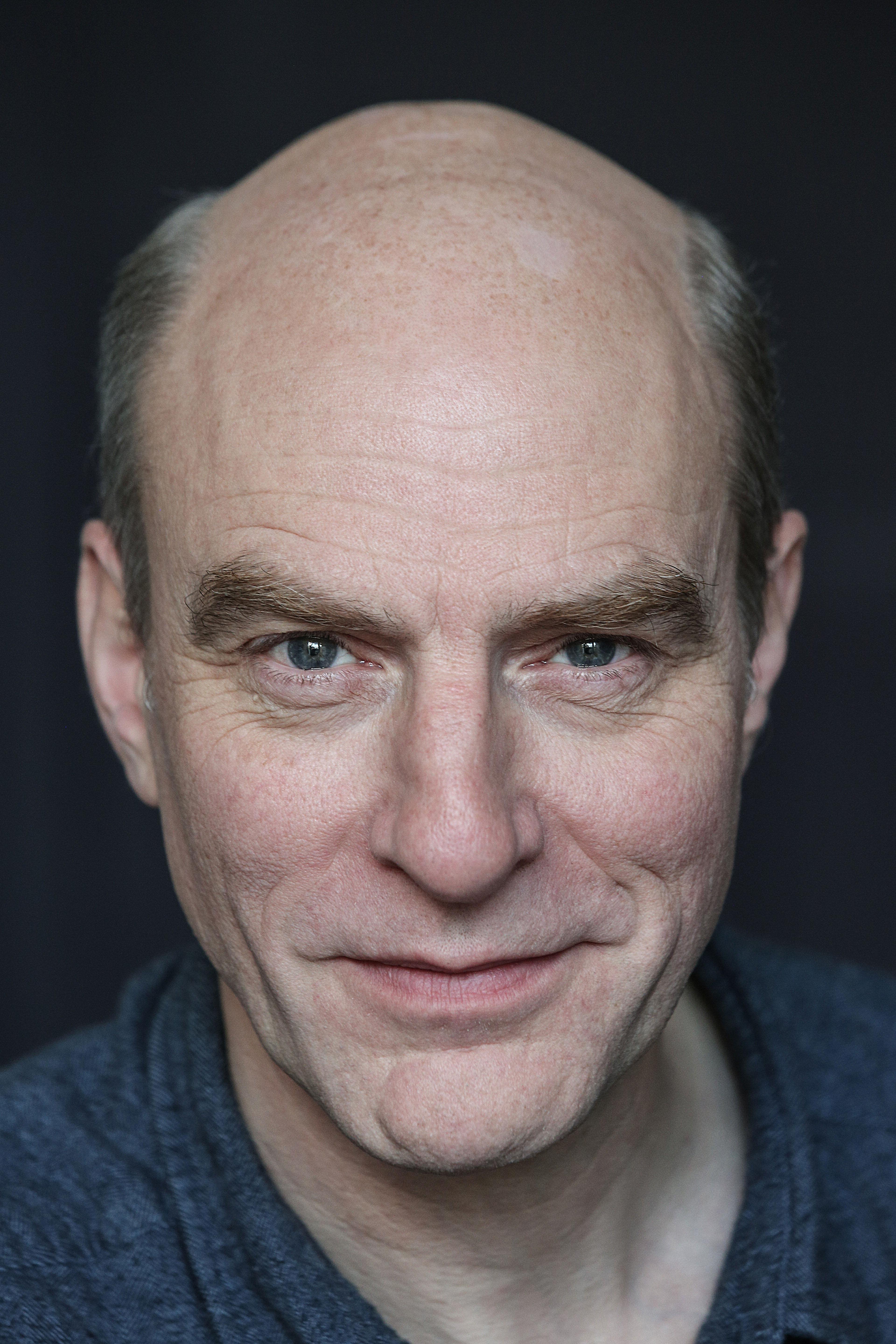 Simon Kunz image