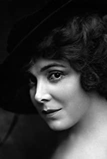 Madeleine Le Nard image