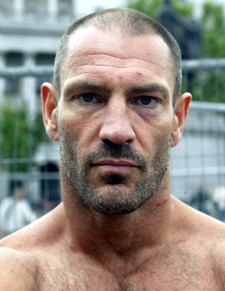 Dave Legeno image