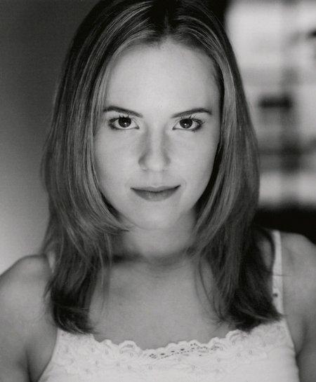 Stephi Lineburg image
