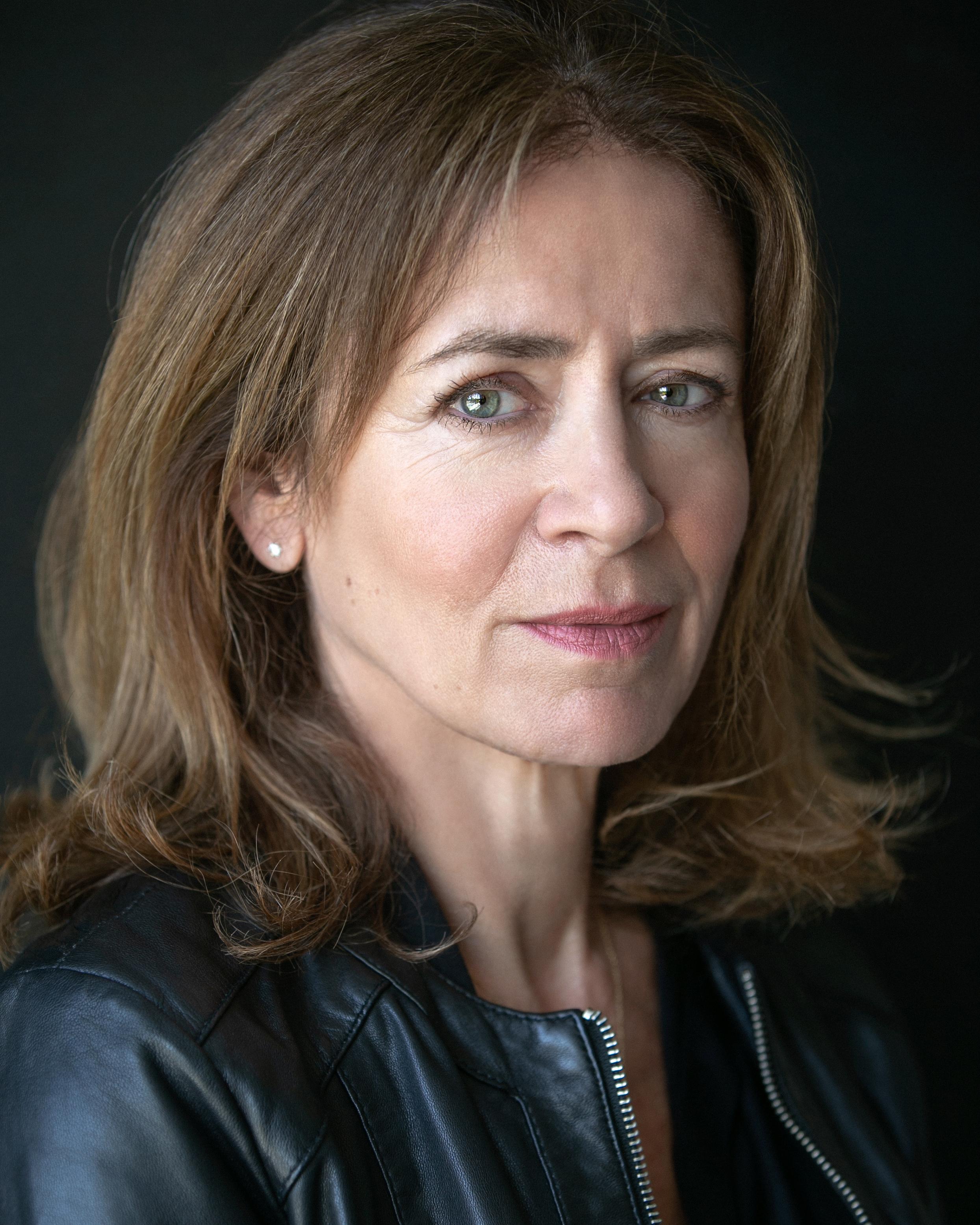 Shelagh McLeod image