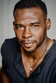 Maurice Moore image