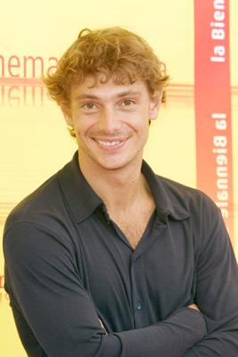 Giorgio Pasotti image