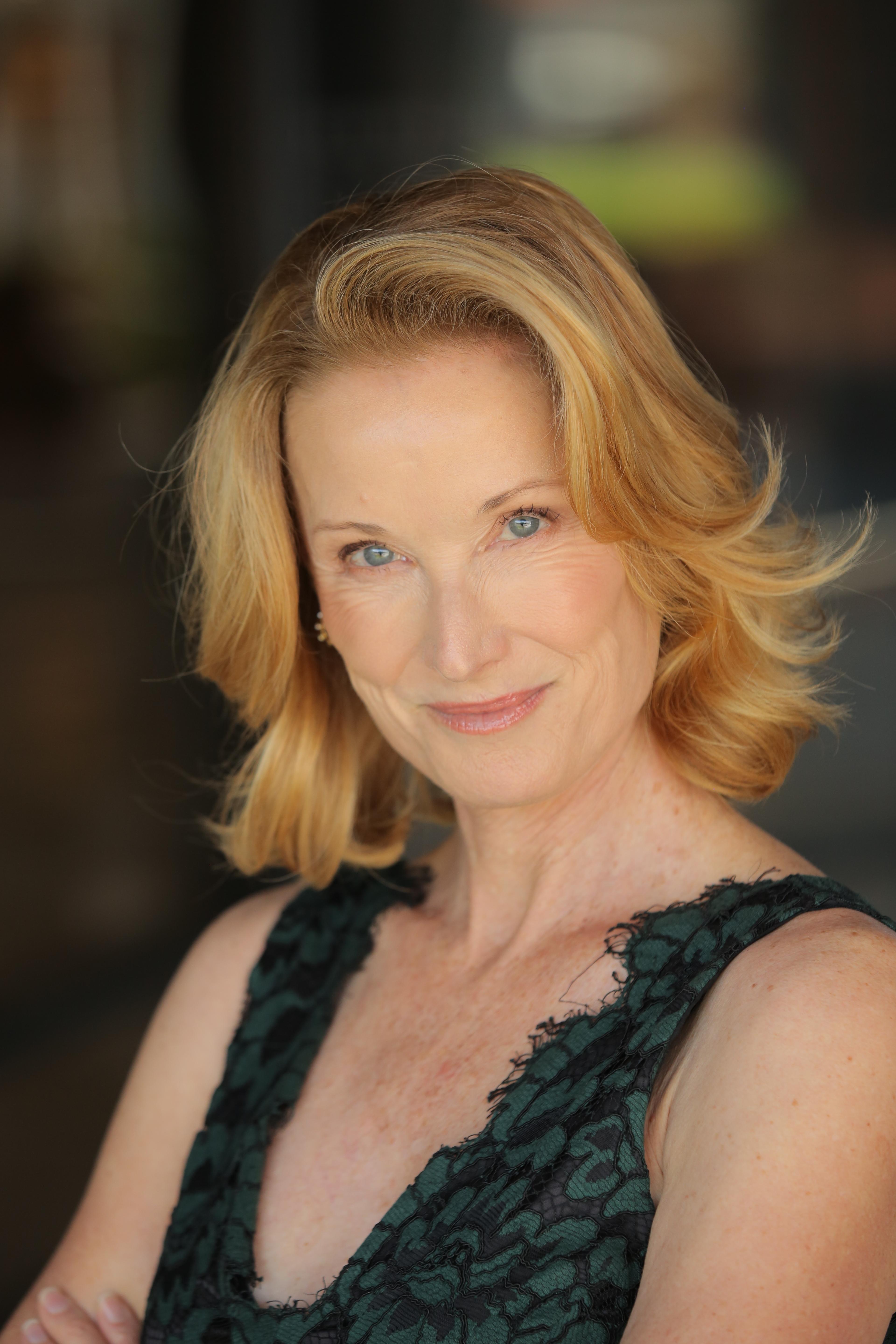 Deborah Rennard image
