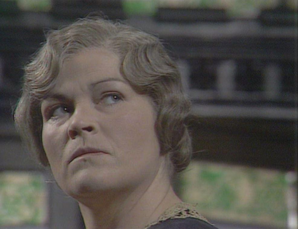 Pam St. Clement image