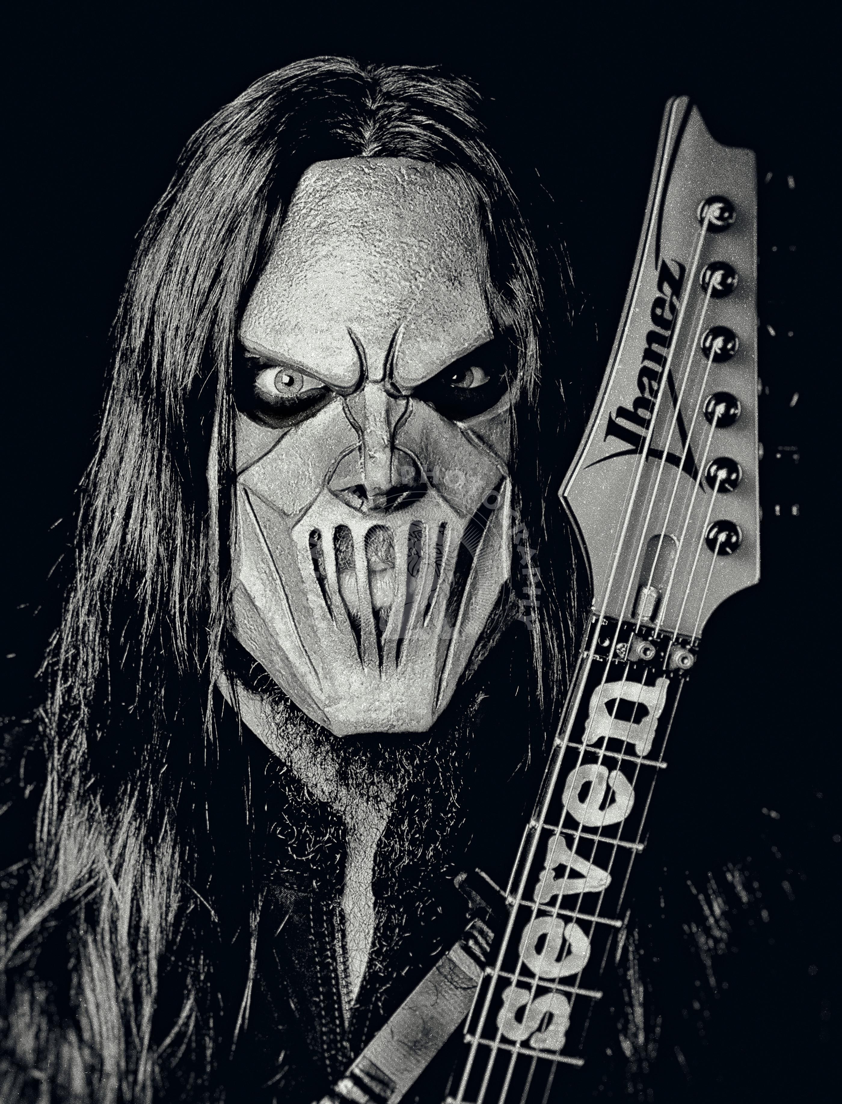 Mick Thomson image