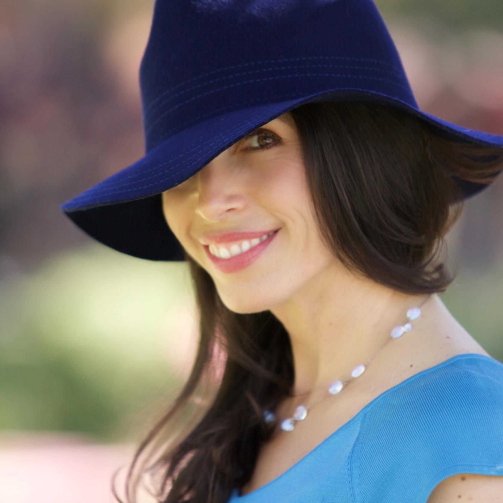 Tasia Valenza image