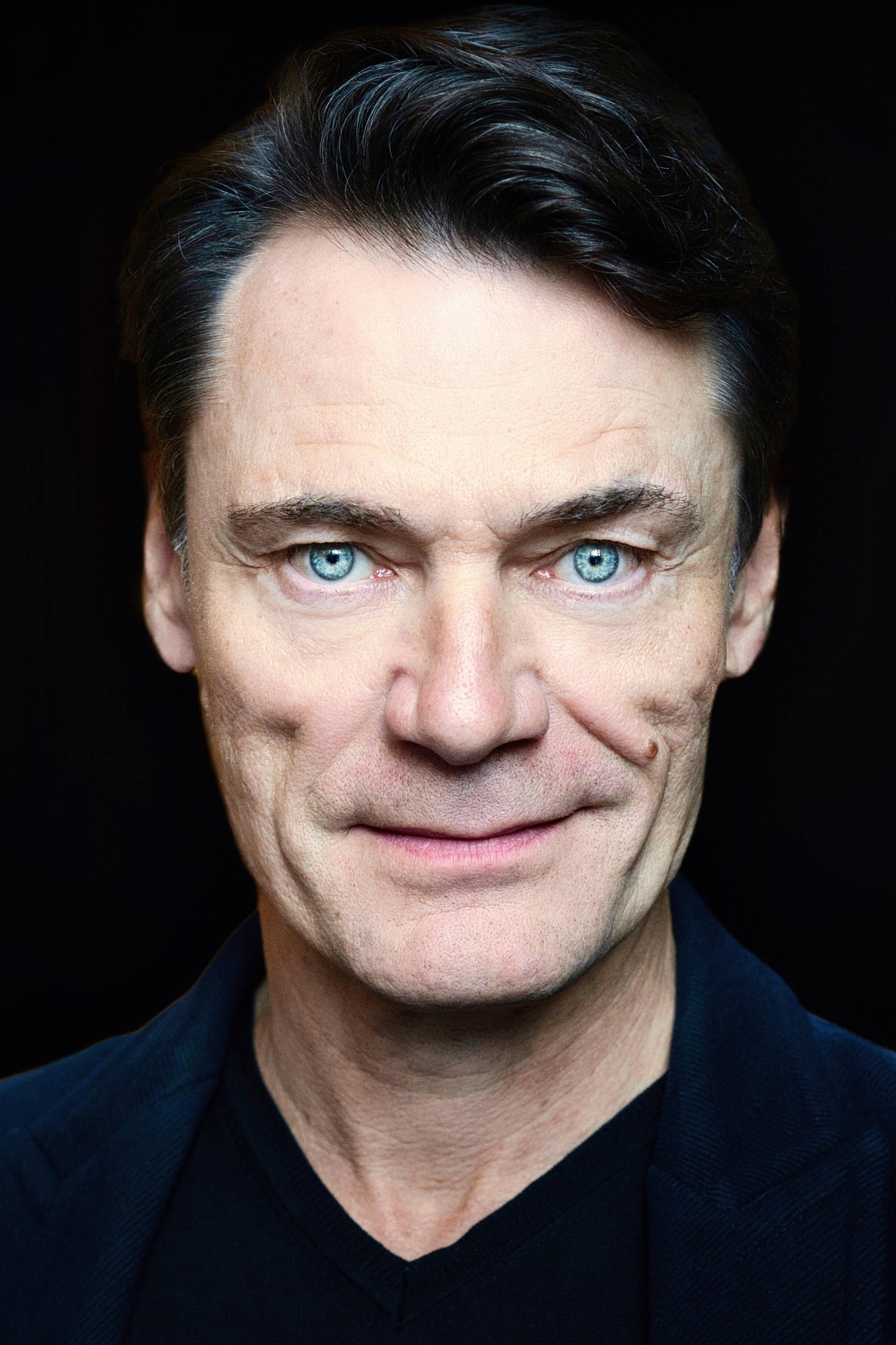 Stefan Weinert image
