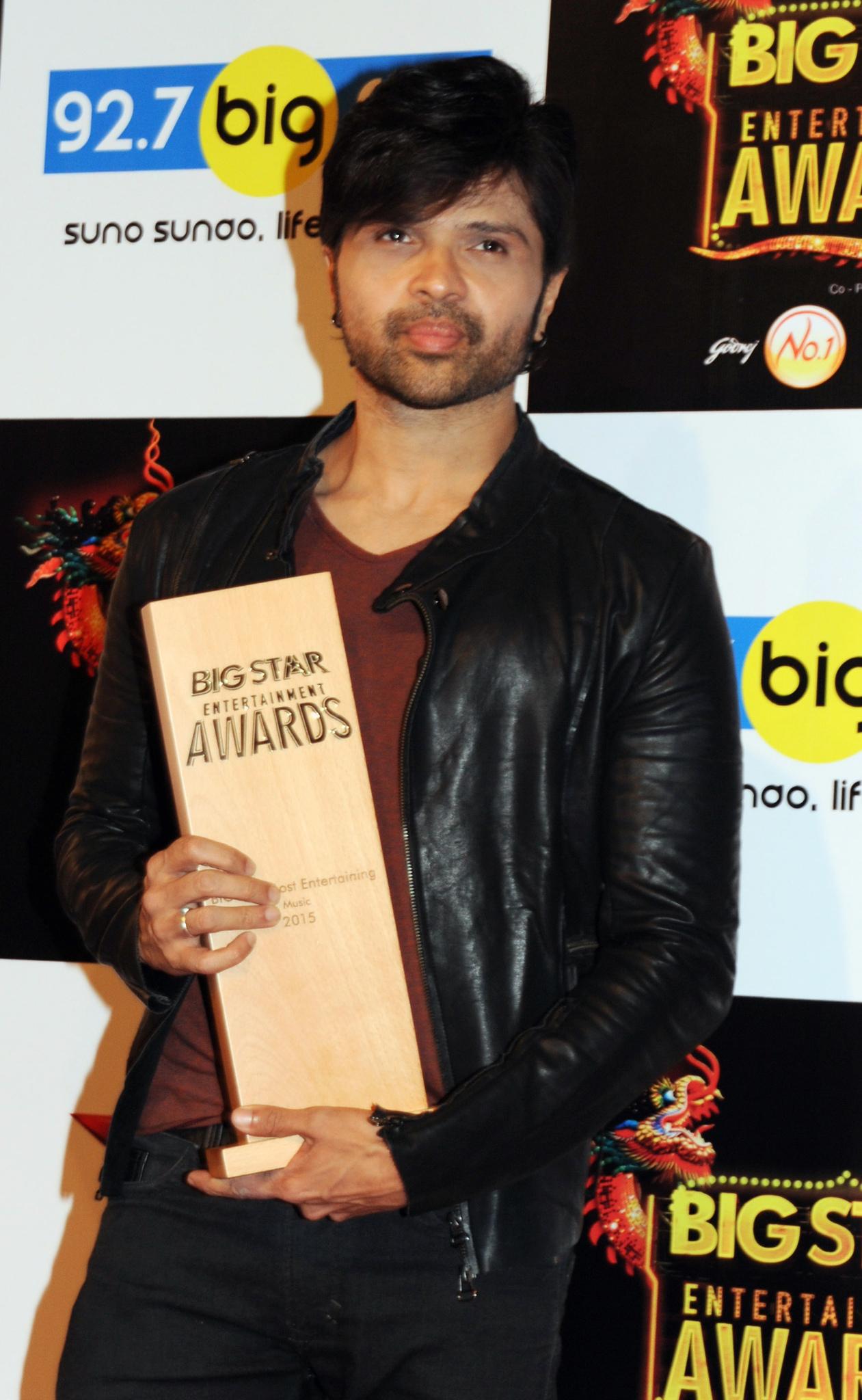 Himesh Reshammiya image