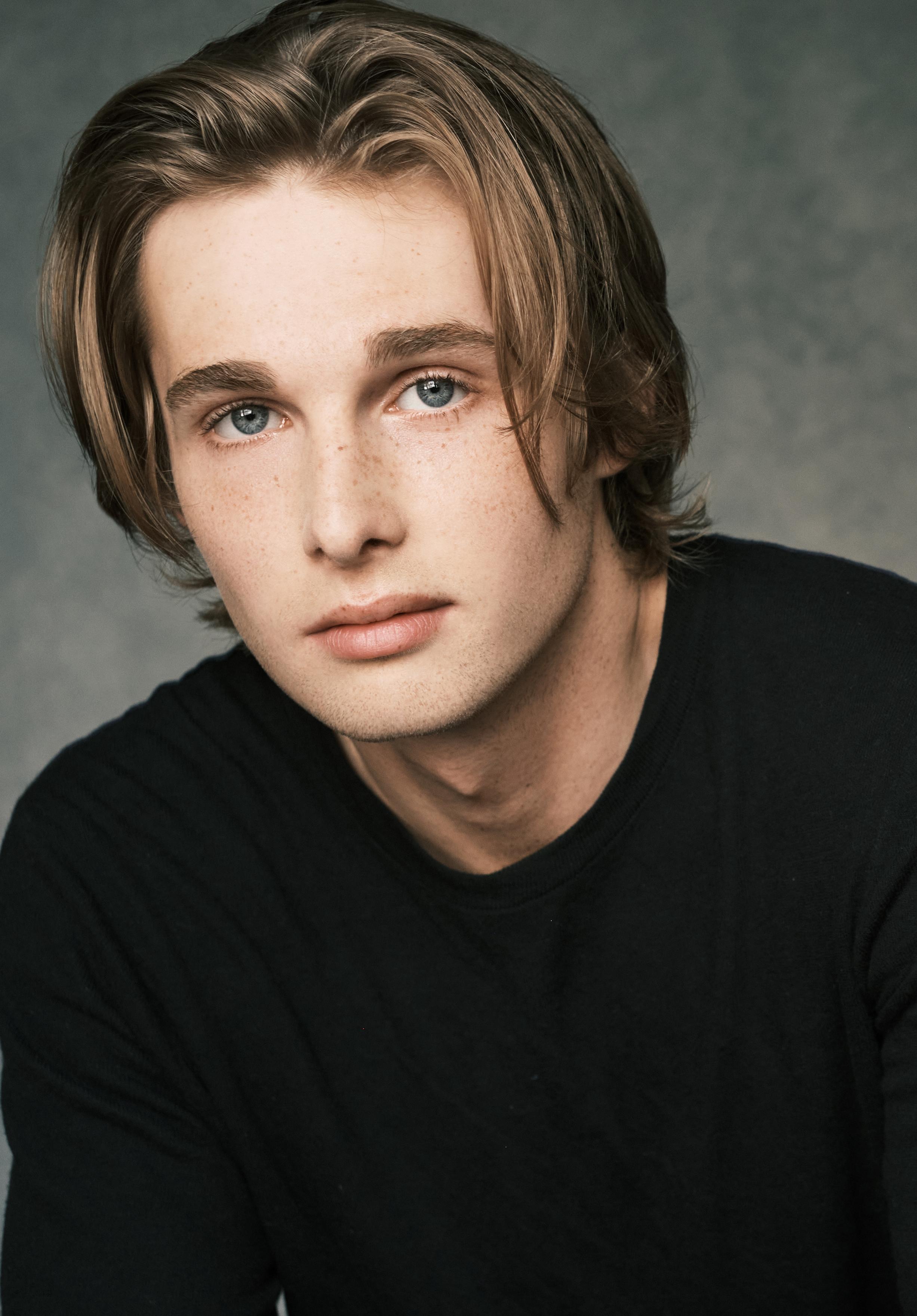 Daniel Grogan image