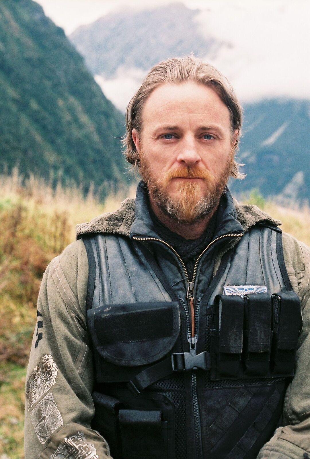 Nathaniel Dean image