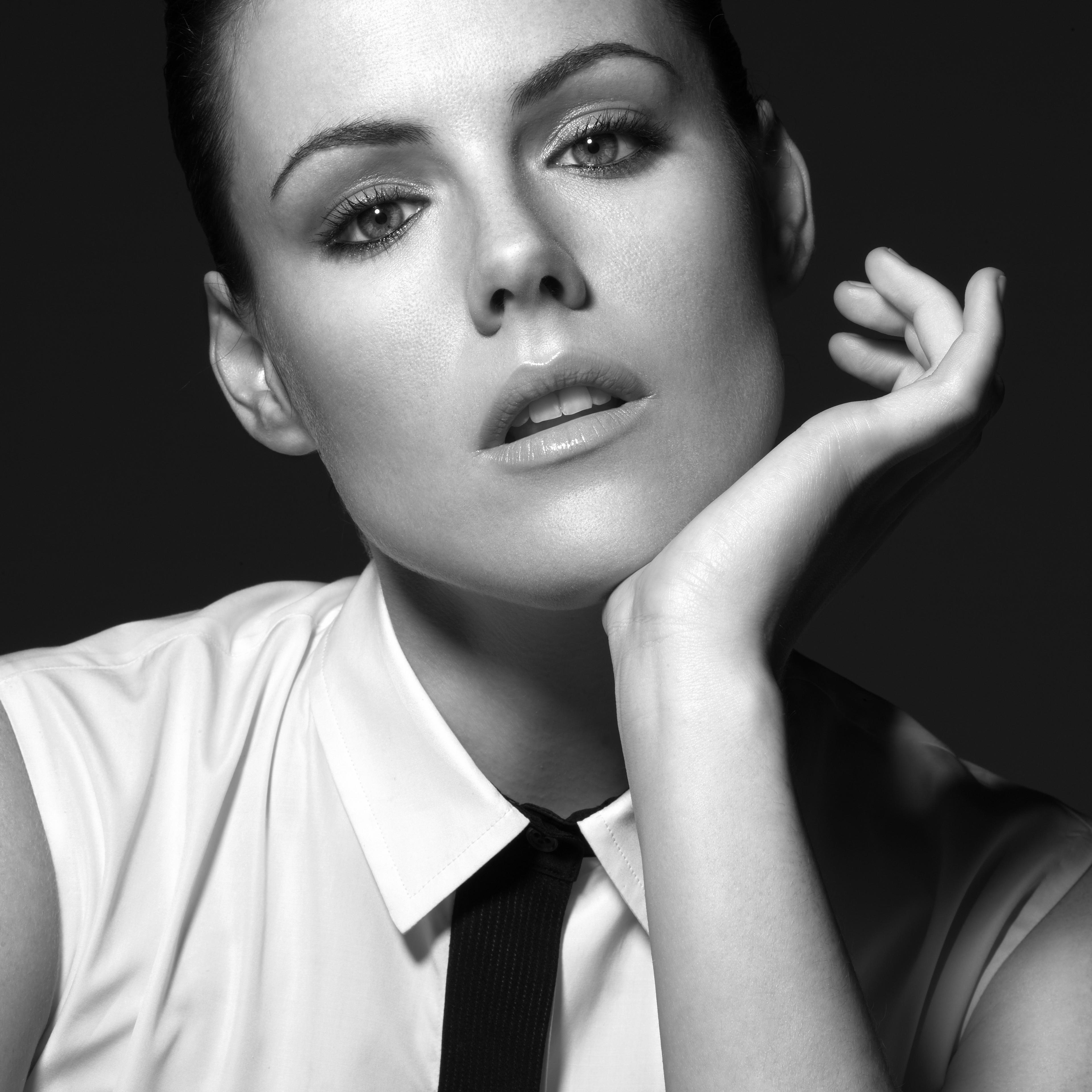 Kathleen Robertson image
