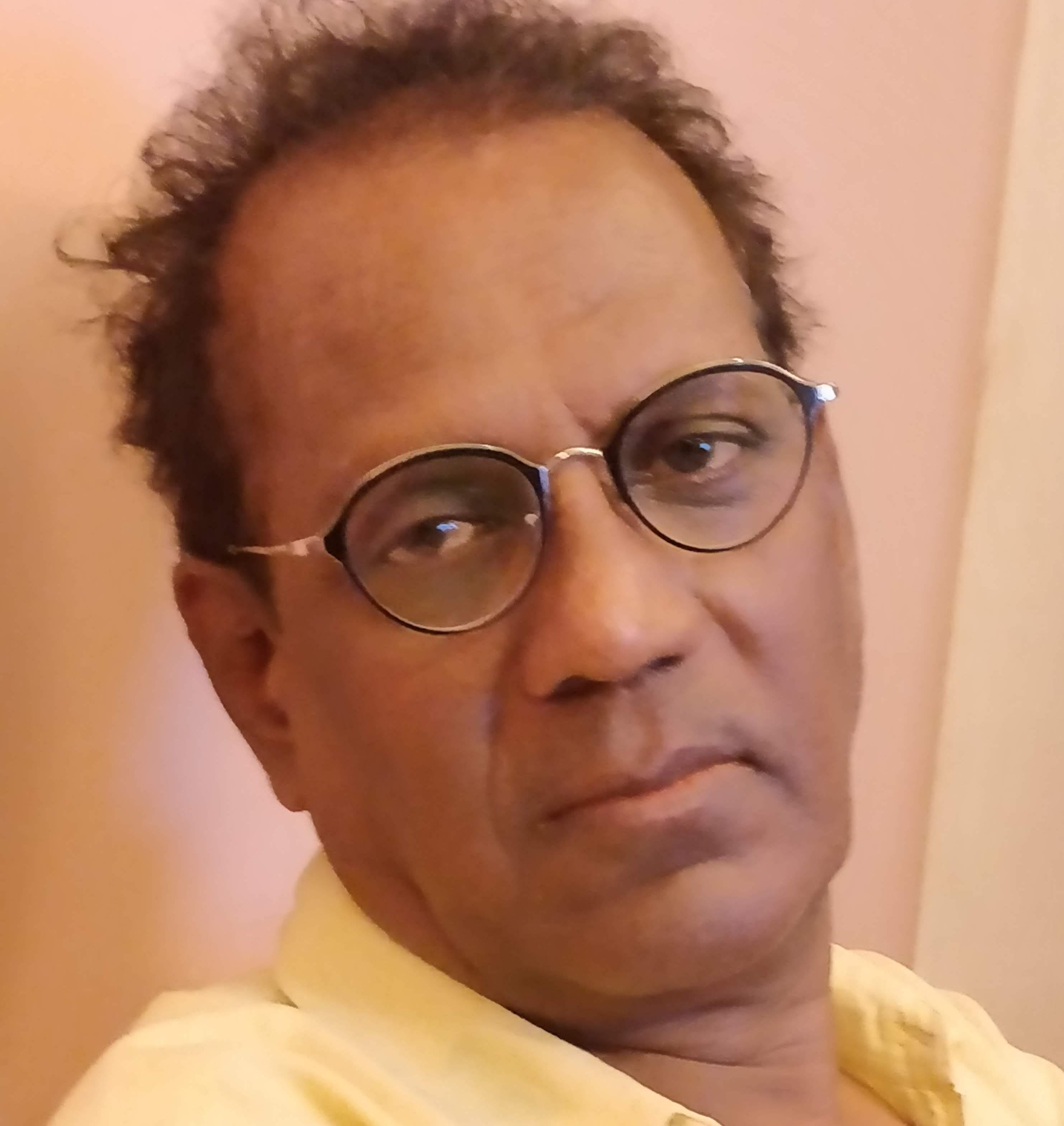 Veerendra Saxena image
