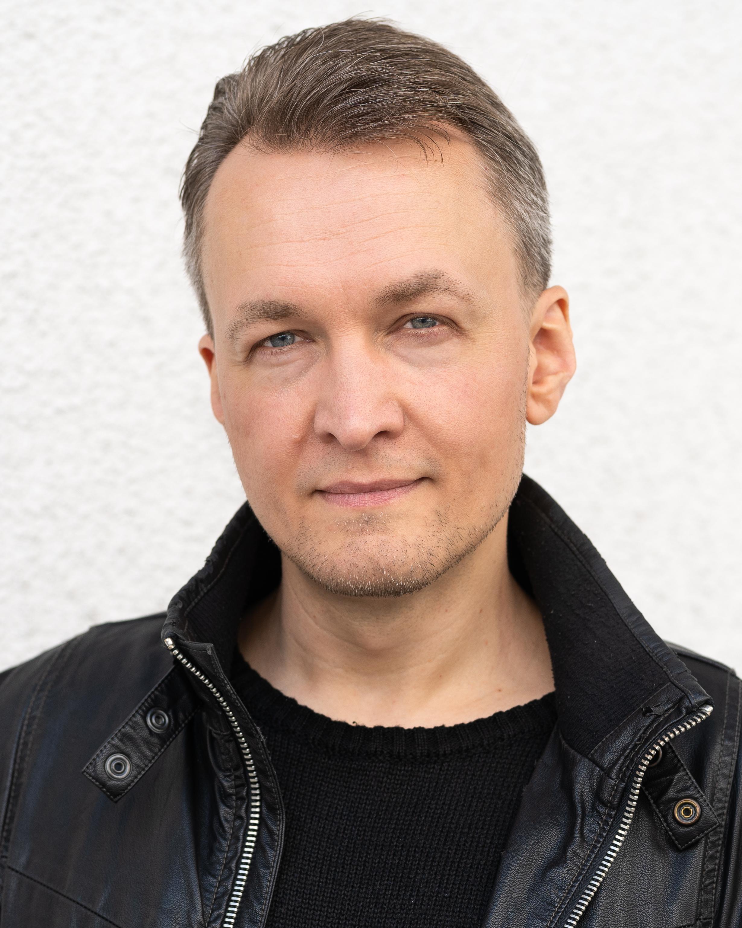 Kola Krauze image