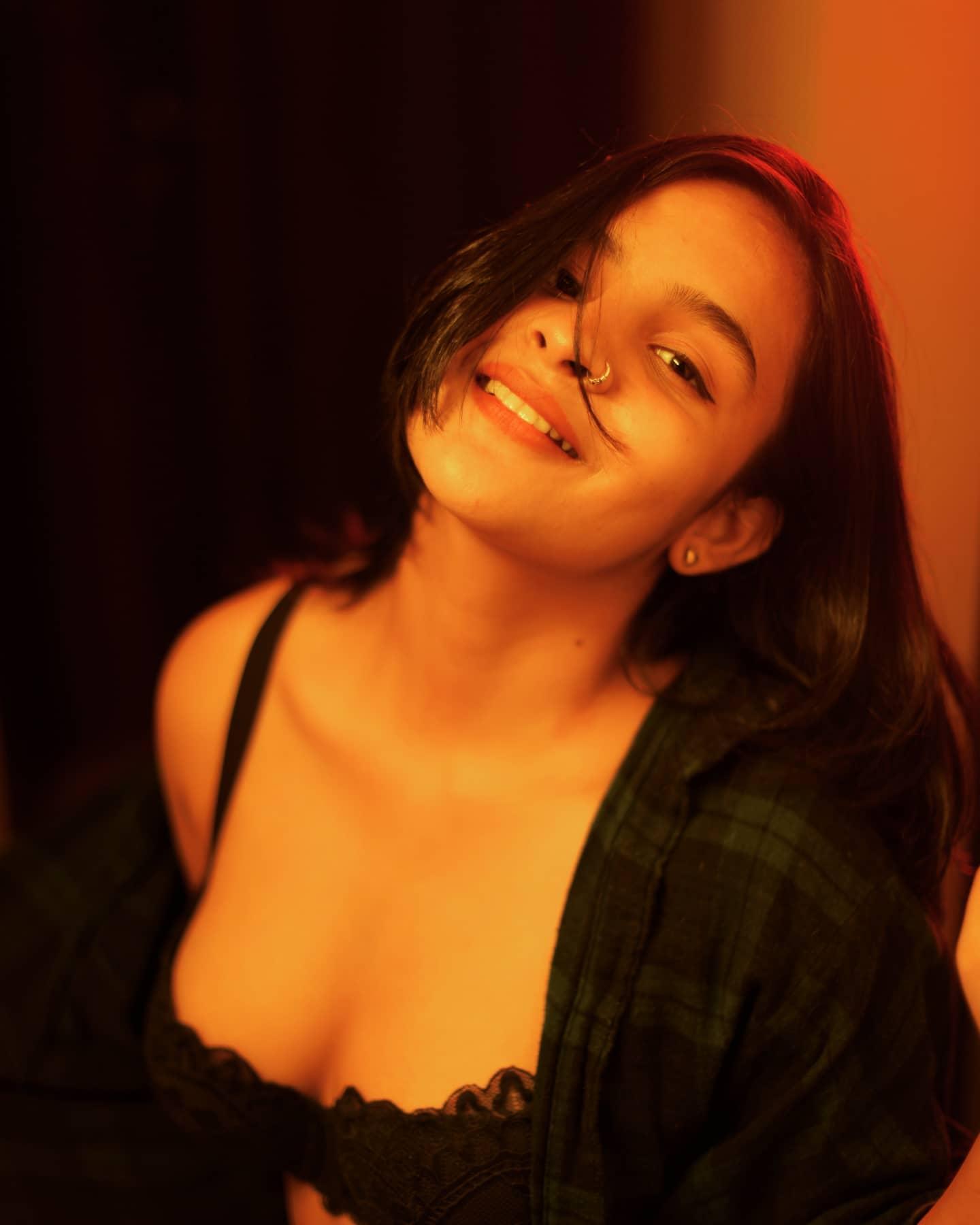 Anupriya Caroli image