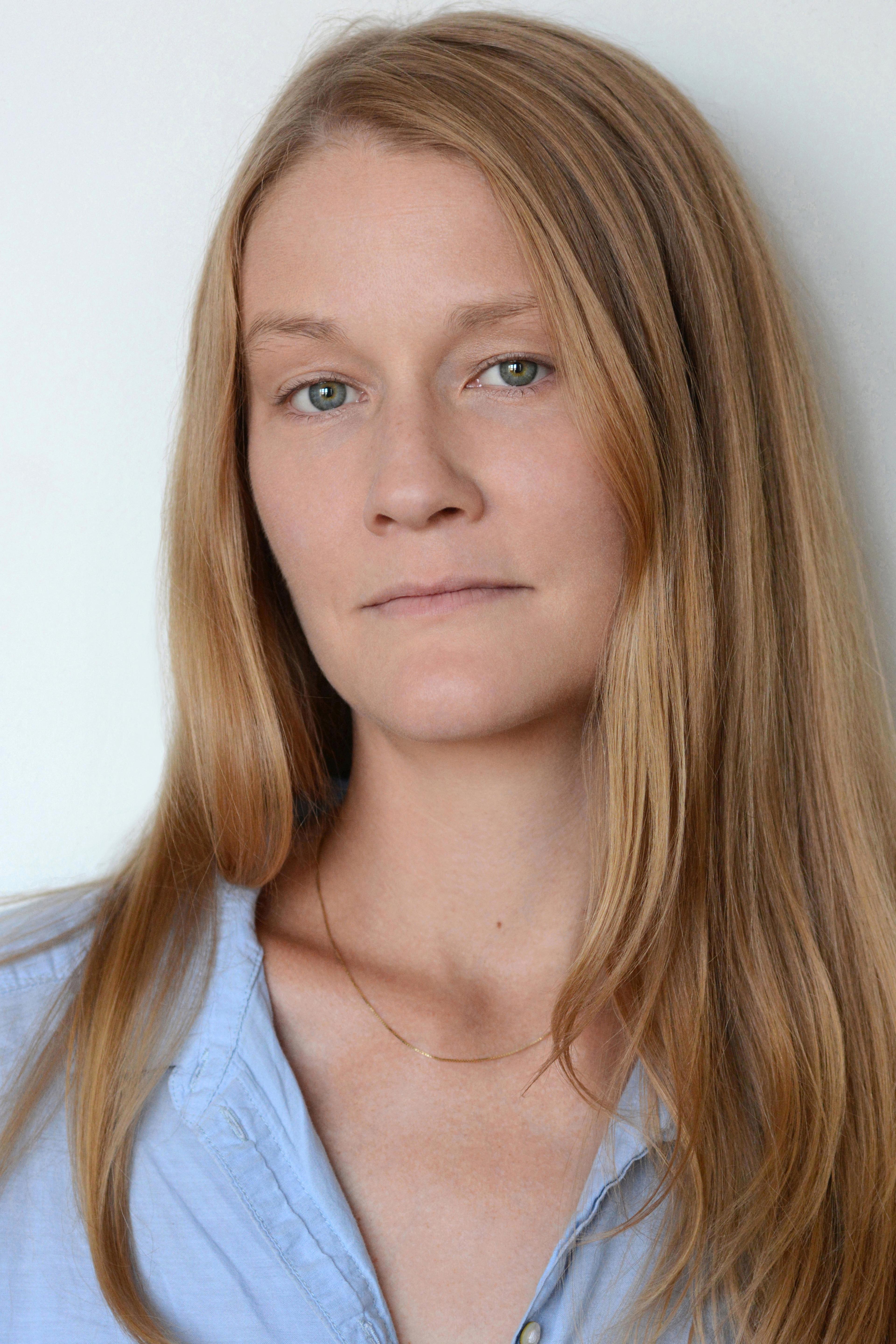 Emily Davis image