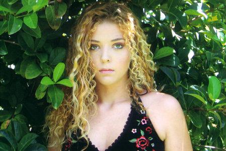 Lindsey Landers image
