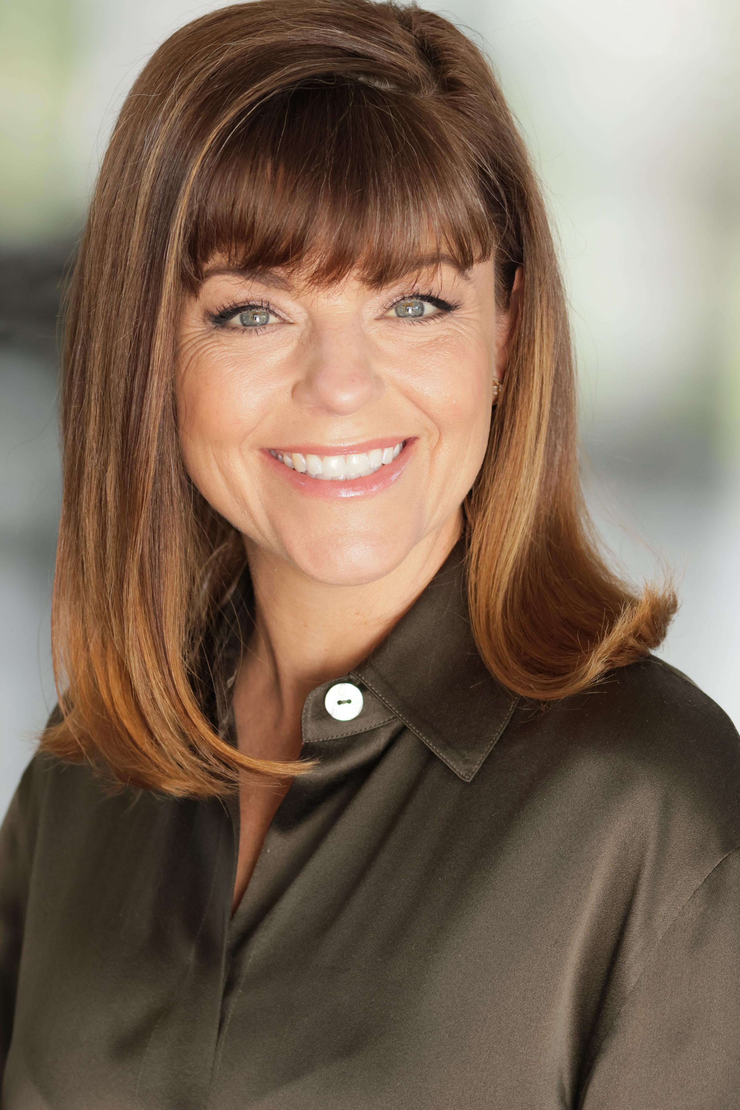 Mindy Raymond image