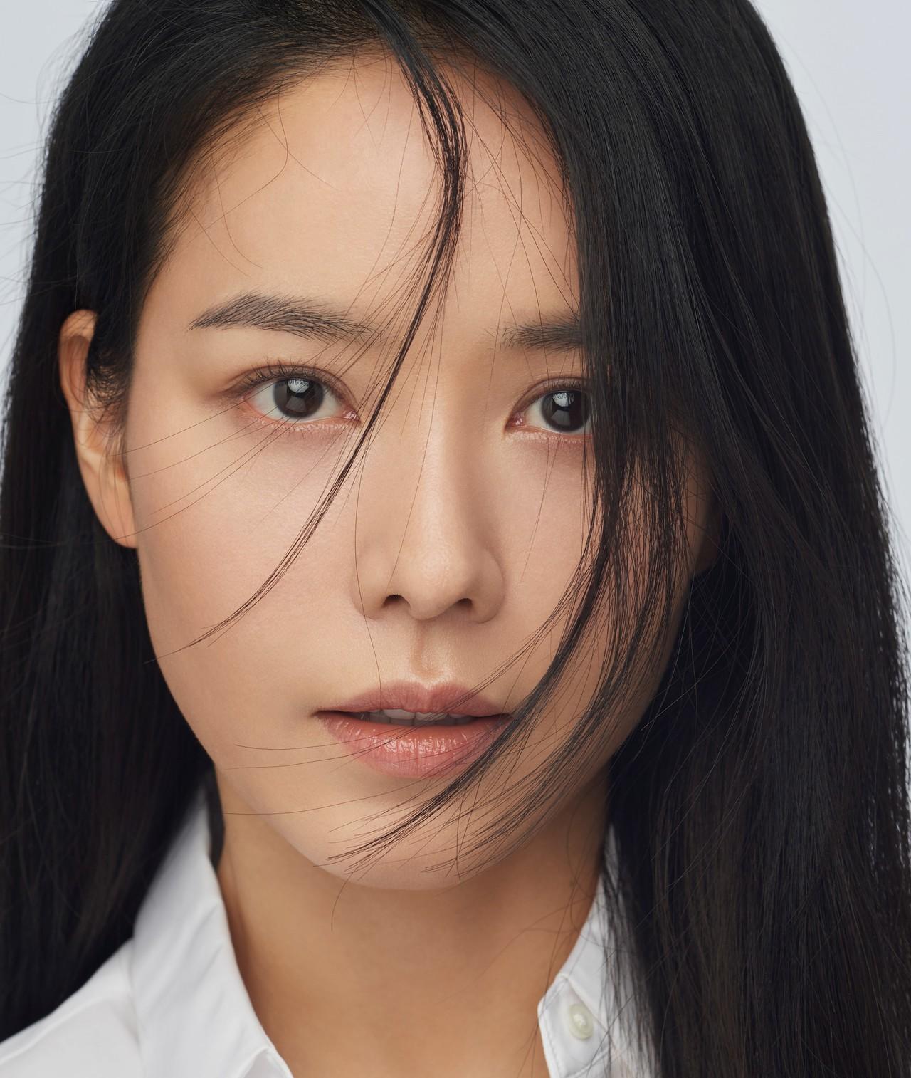 Ahn Ji-hye image