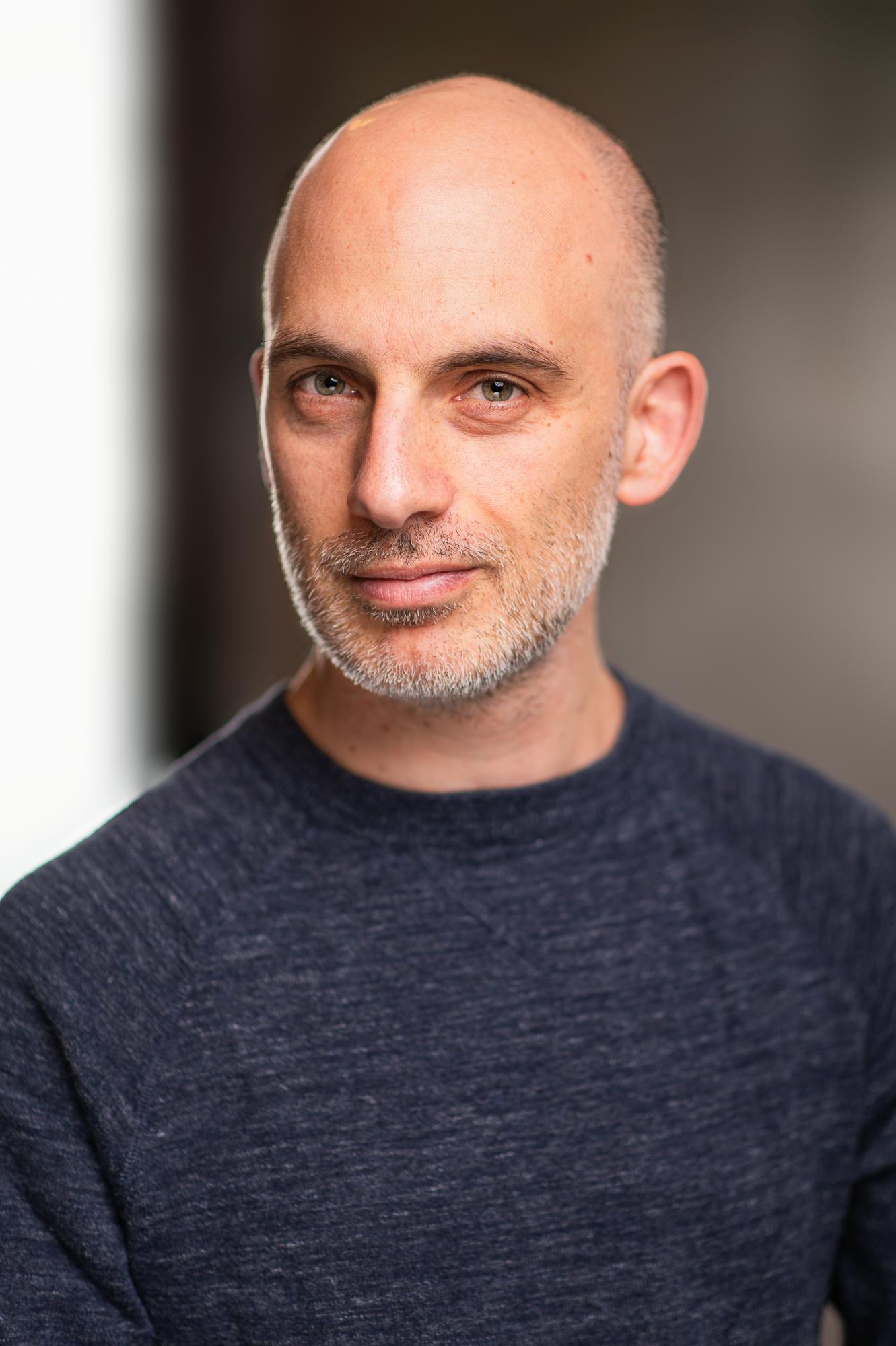 Chris Dingli image