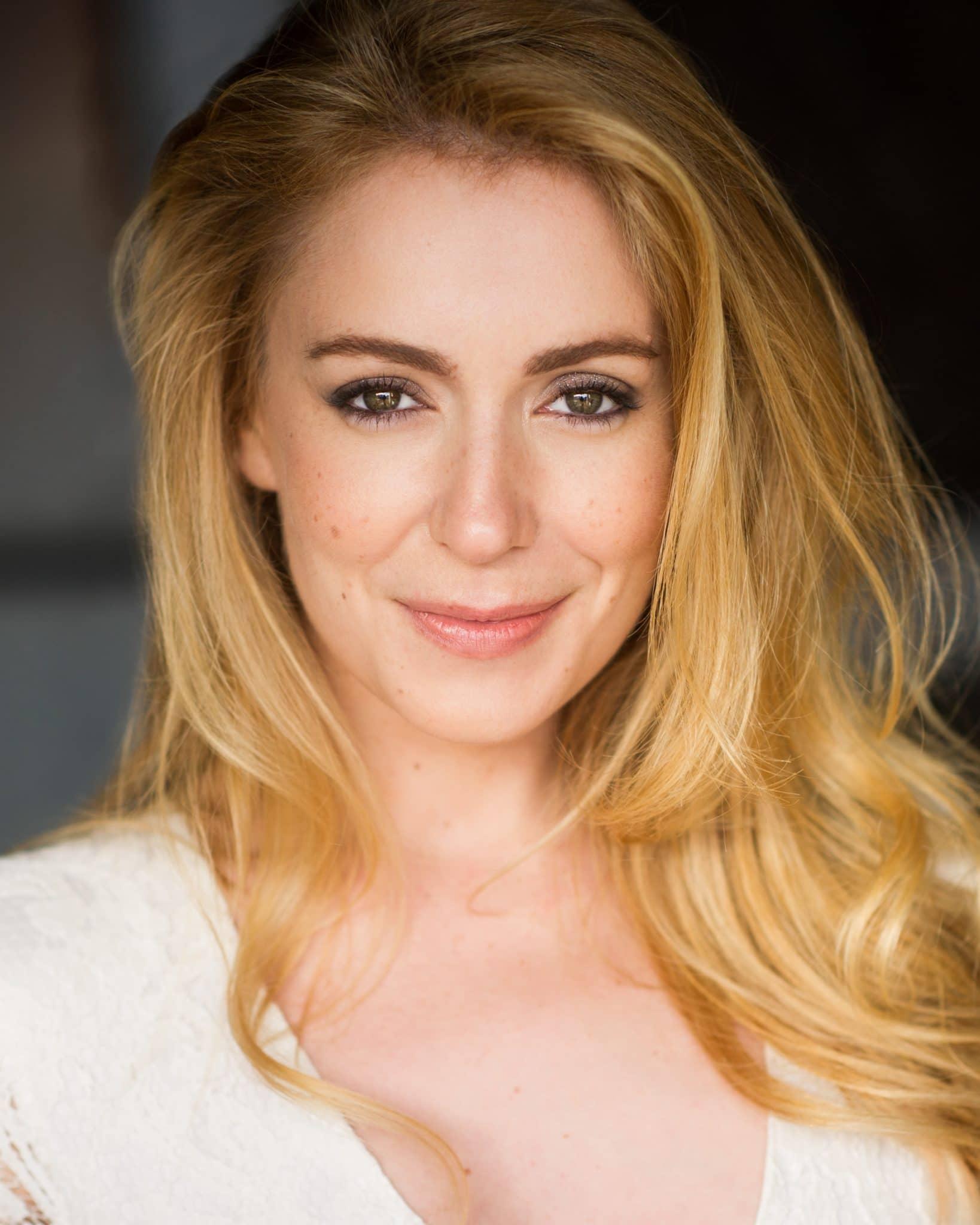 Anna Burgess image