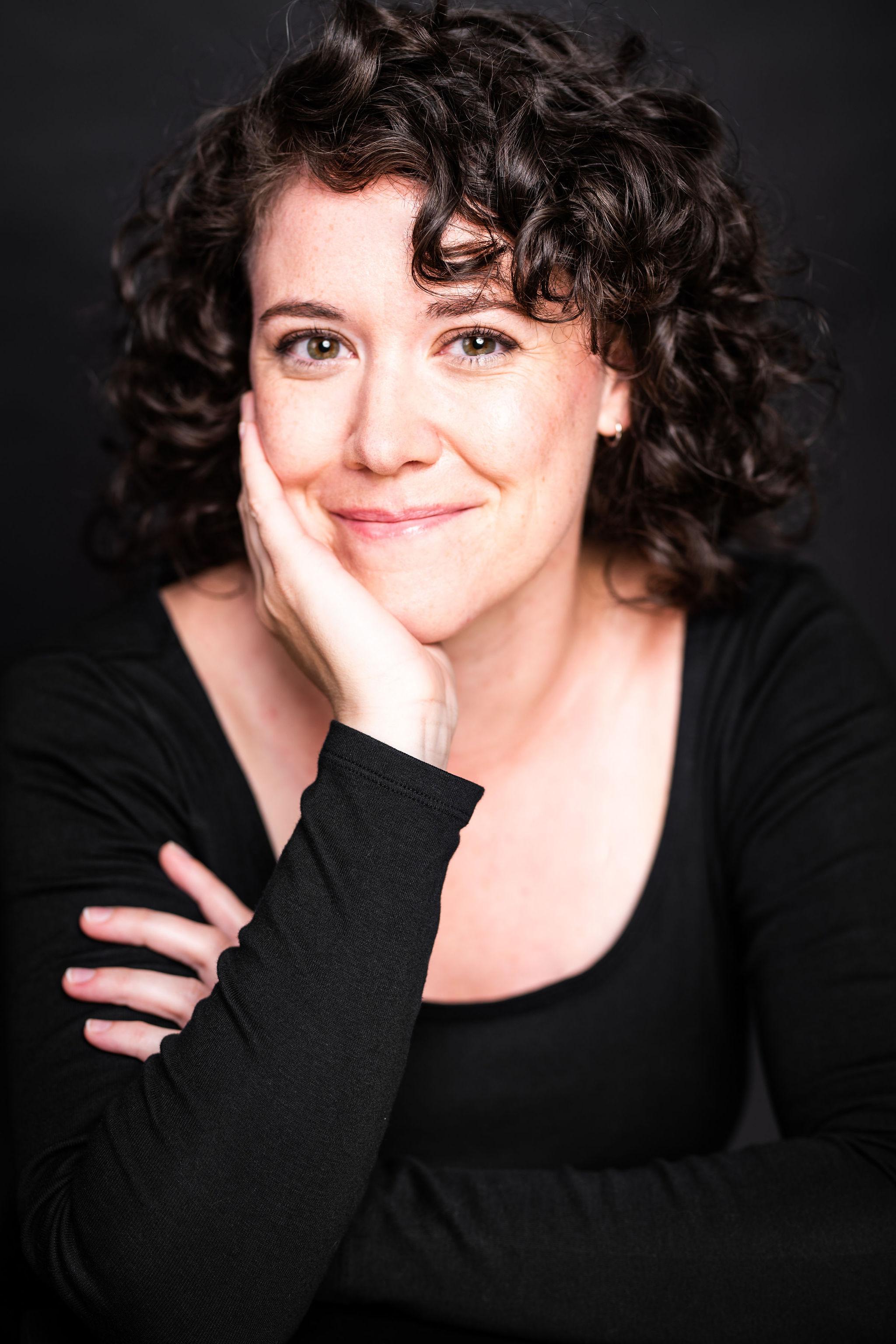 Kira Hall image