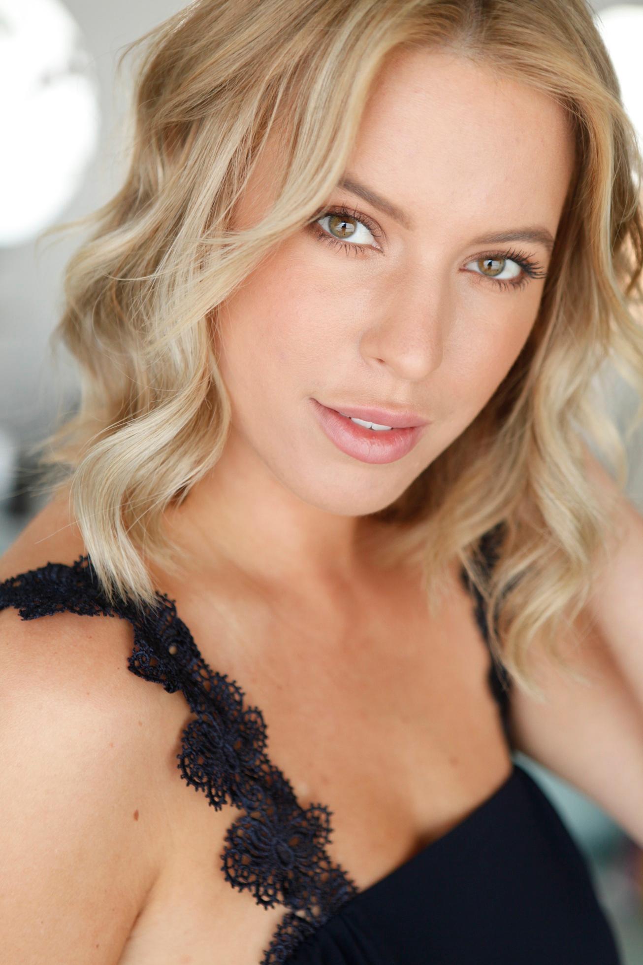 Elisse Nielson image