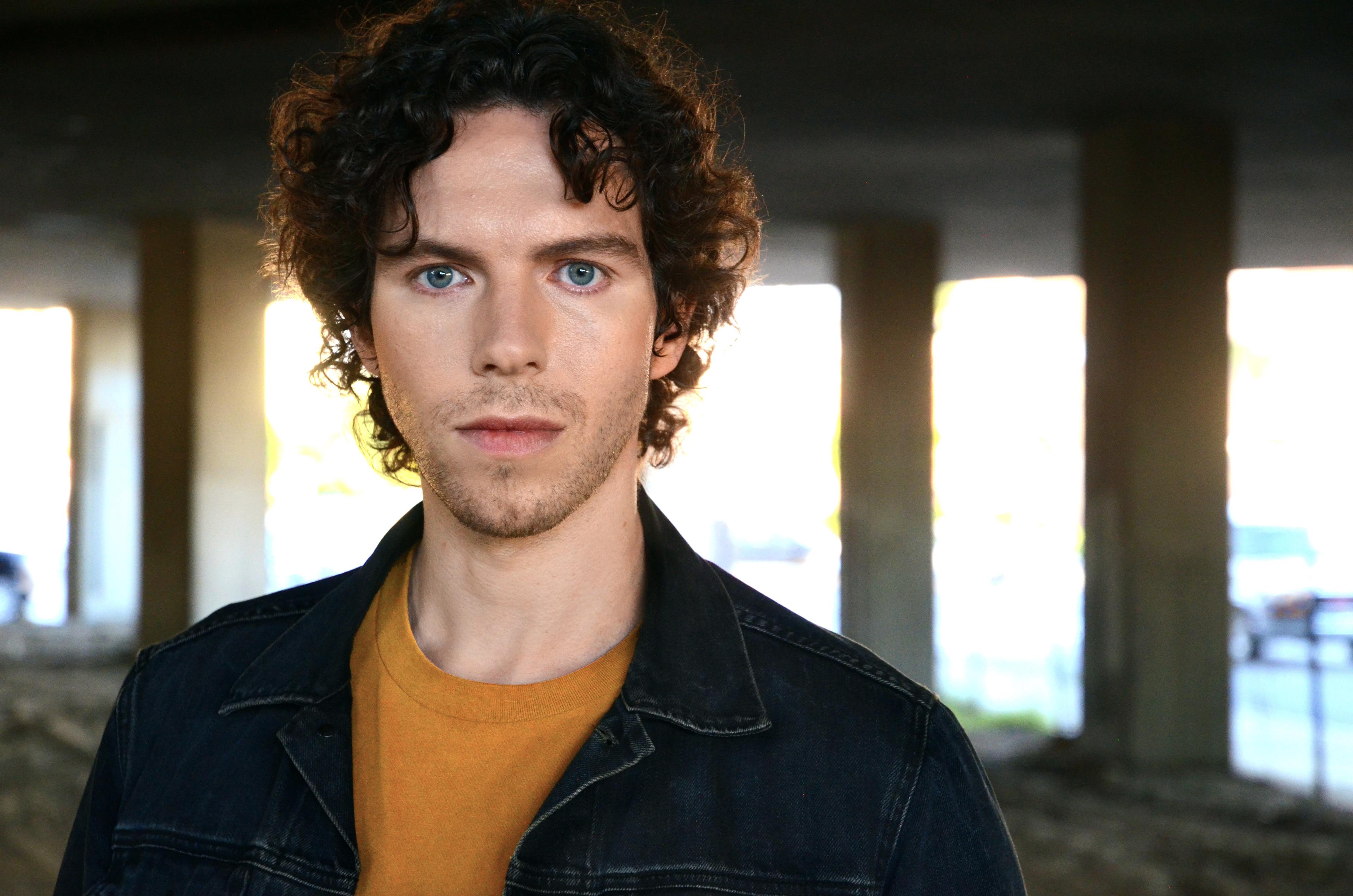 Jonathan Cahill image