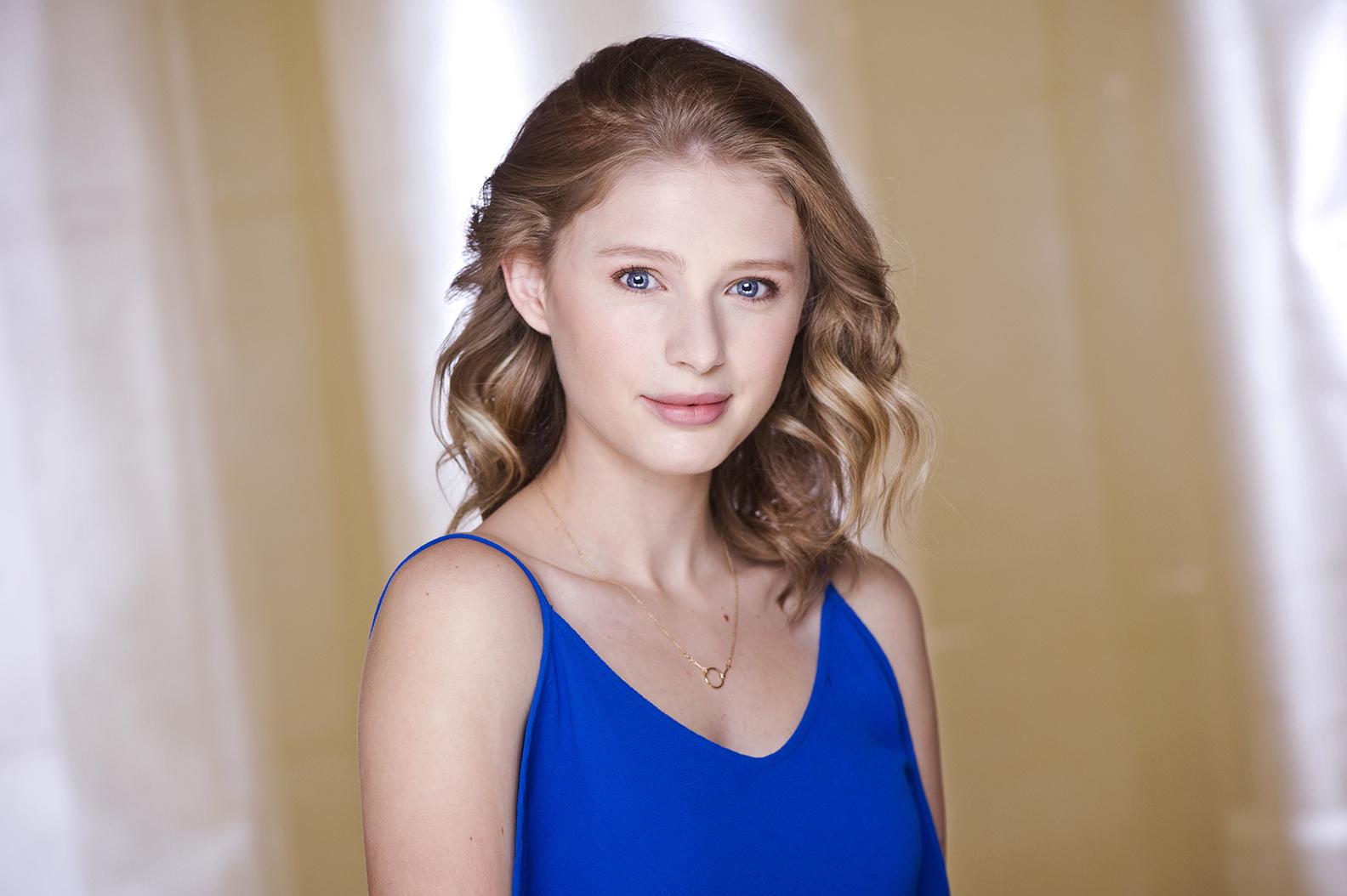 Alexandra Beaton image