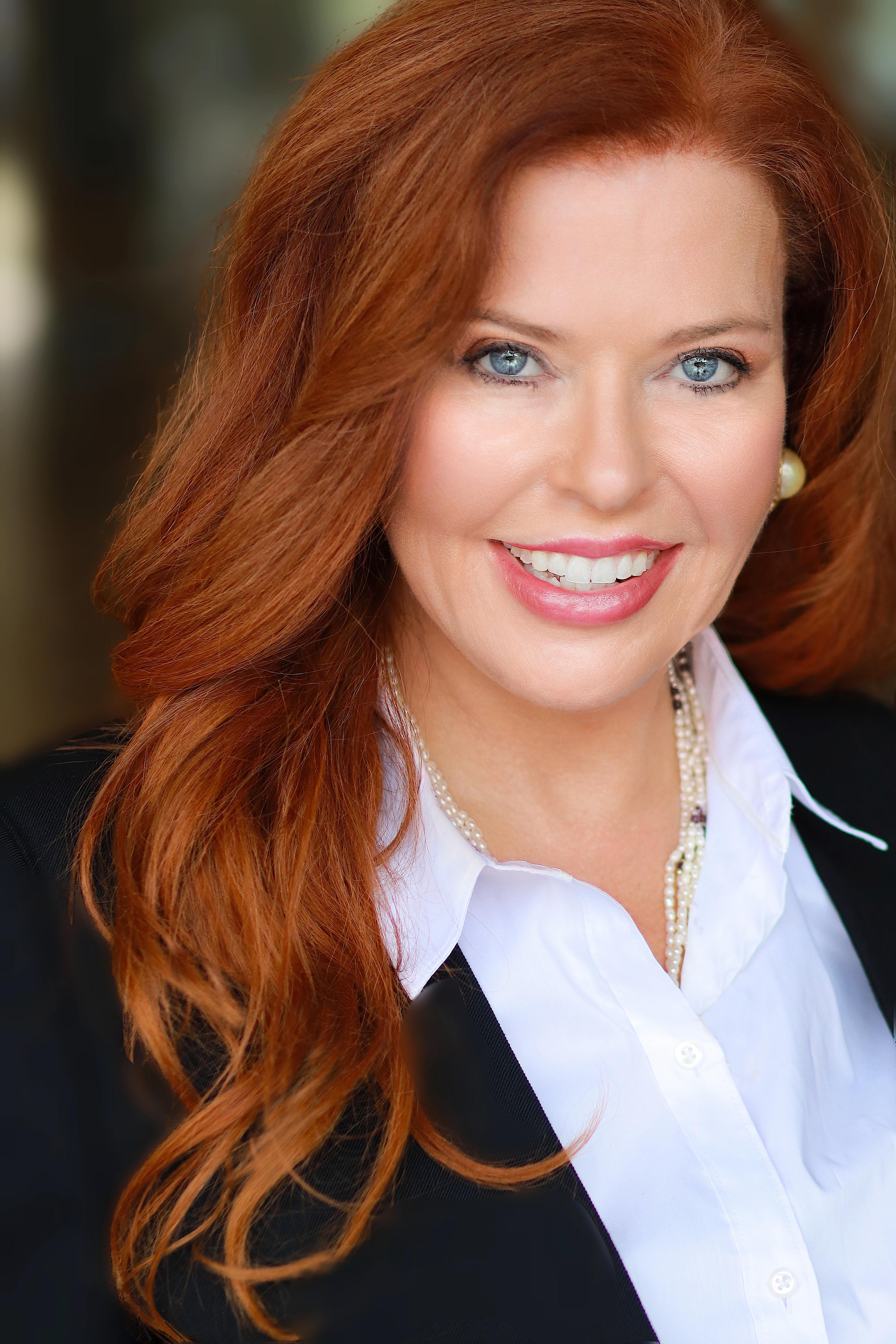 Laura Meadows image