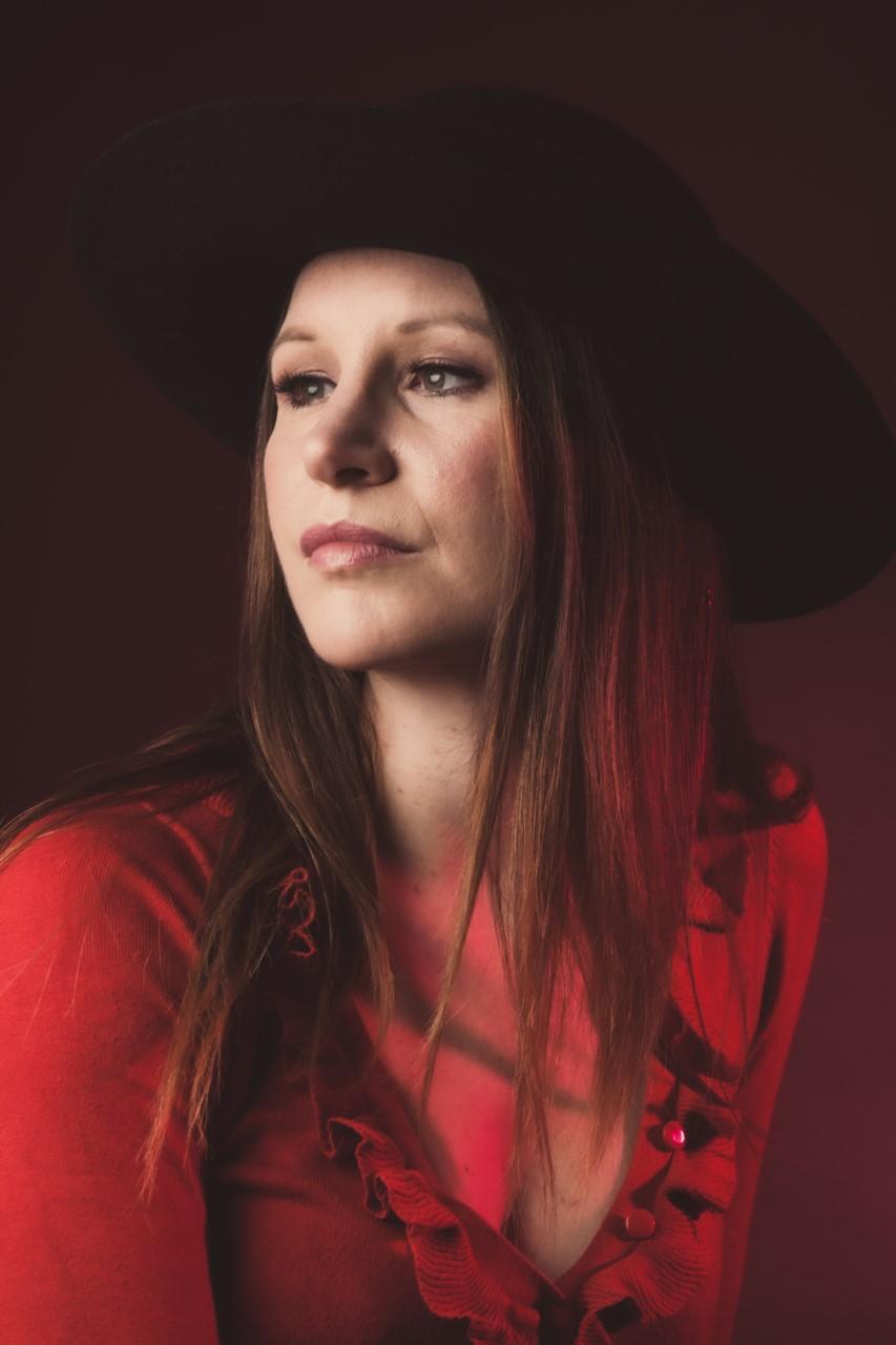 Suzanne Kendall image