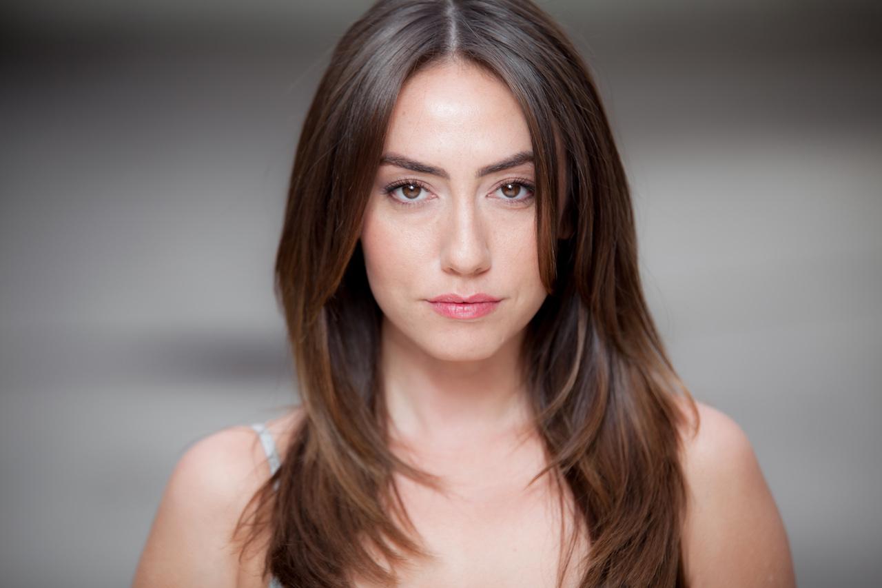 Zoe Sloane image