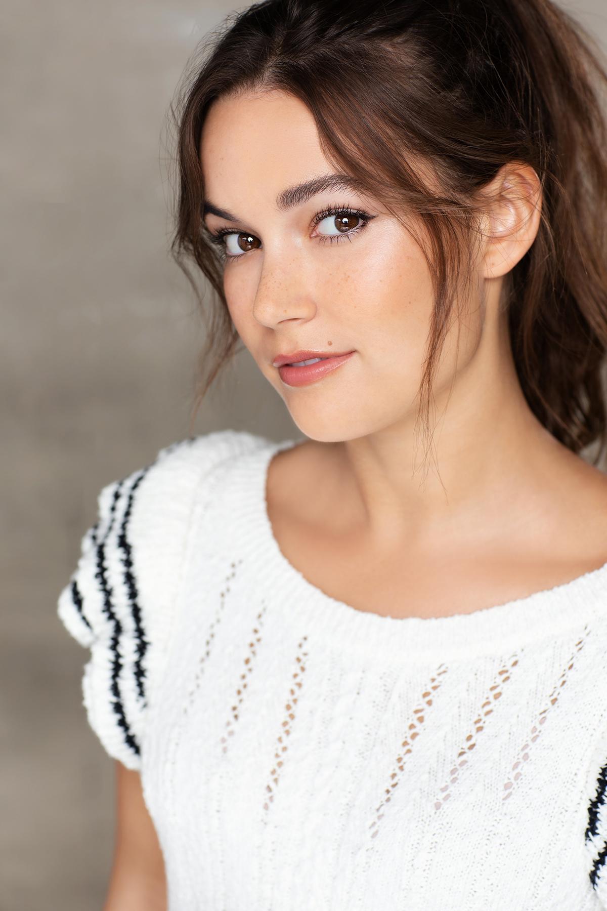 Courtney Lauren Cummings image