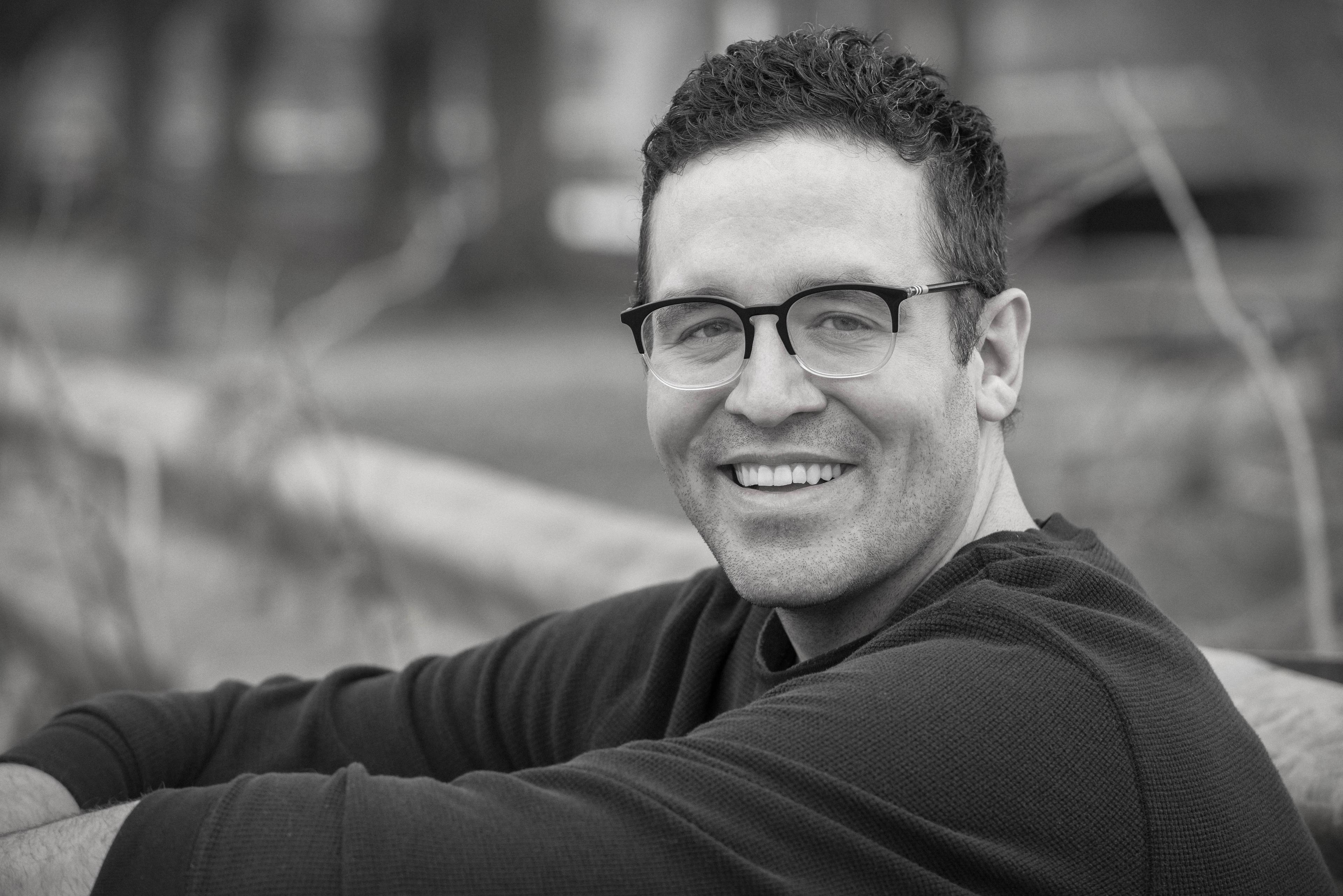 Doug Henderson image