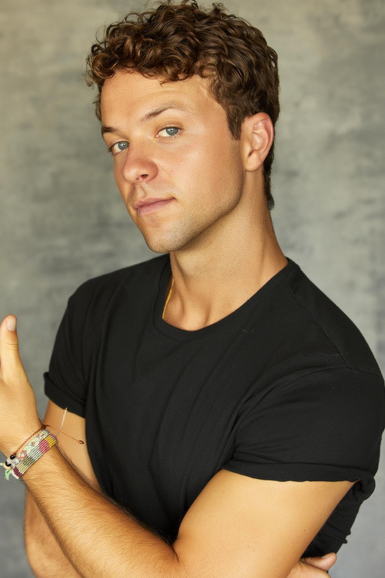 Walker Barnes image