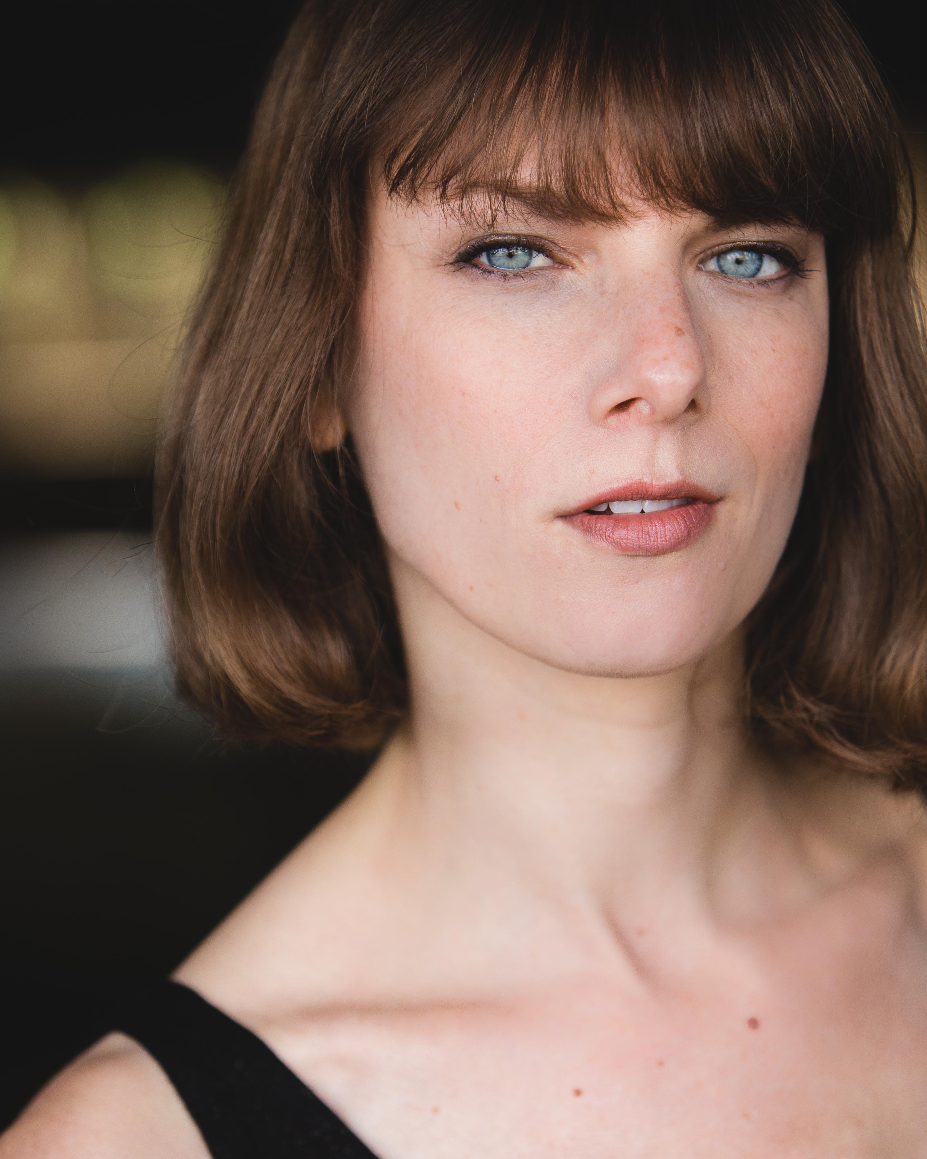 Alana Dietze image